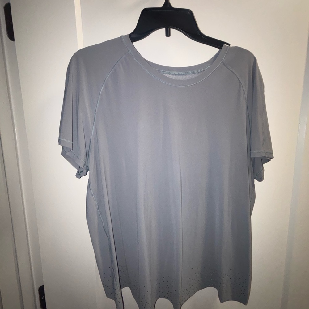 Lululemon Blue Gray Short Sleeve Athletic Tee